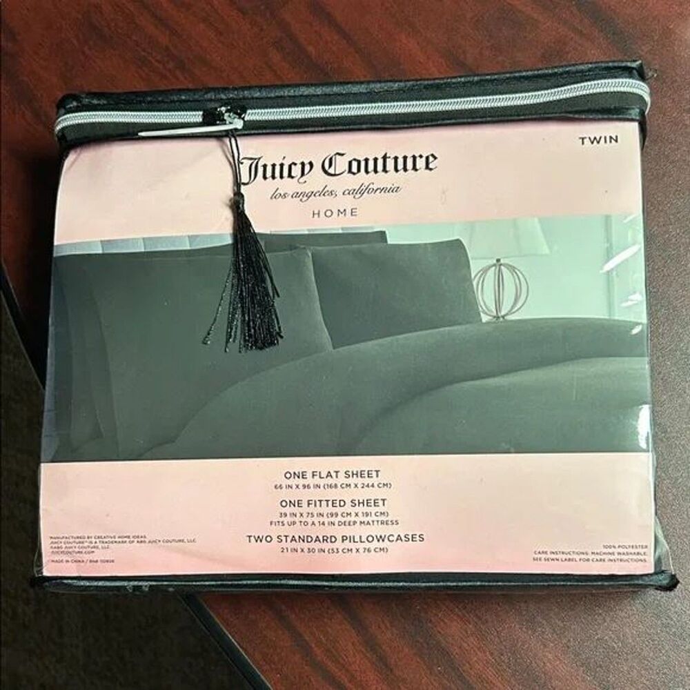 JUICY COUTURE Black TWIN Sheet Set New Never Opened
